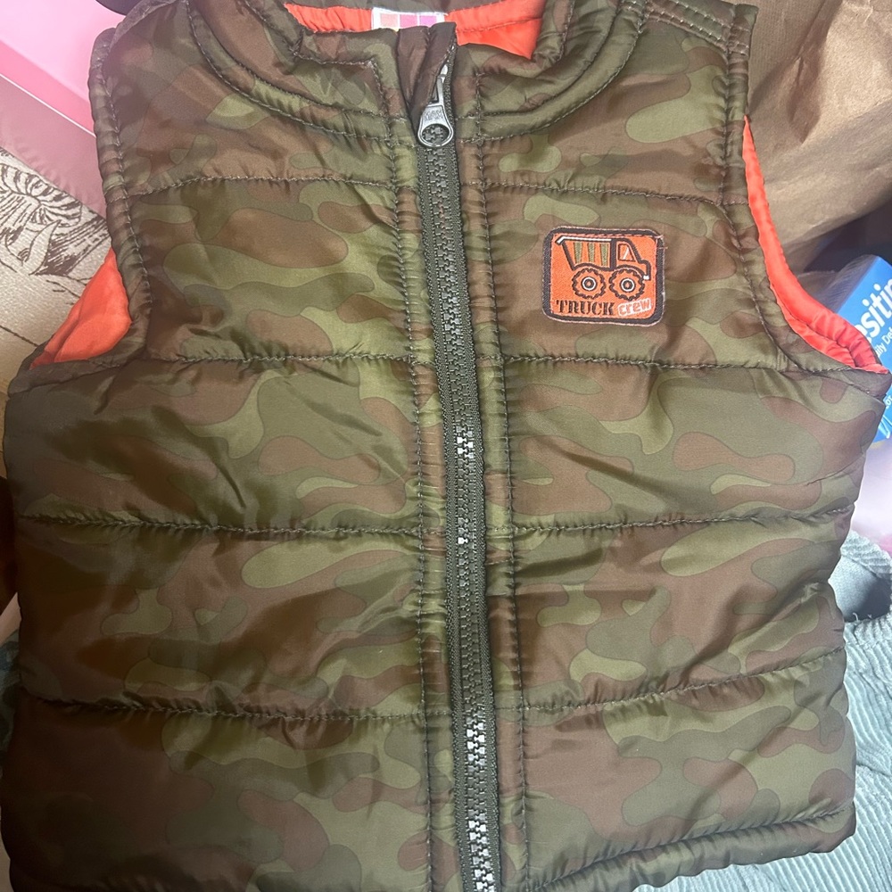 Boys 12m puffer vest